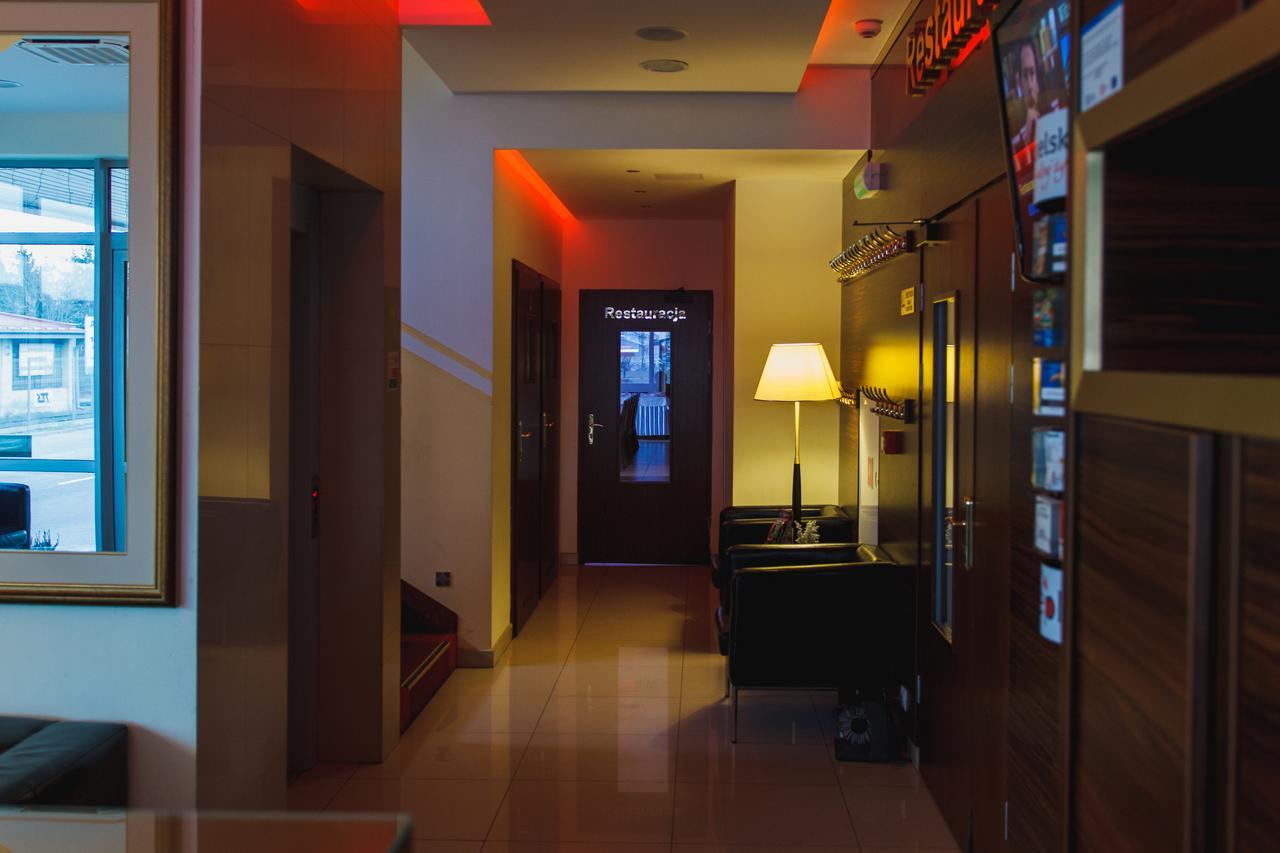 Hotel Pikul ปูวาวือ ภายนอก รูปภาพ