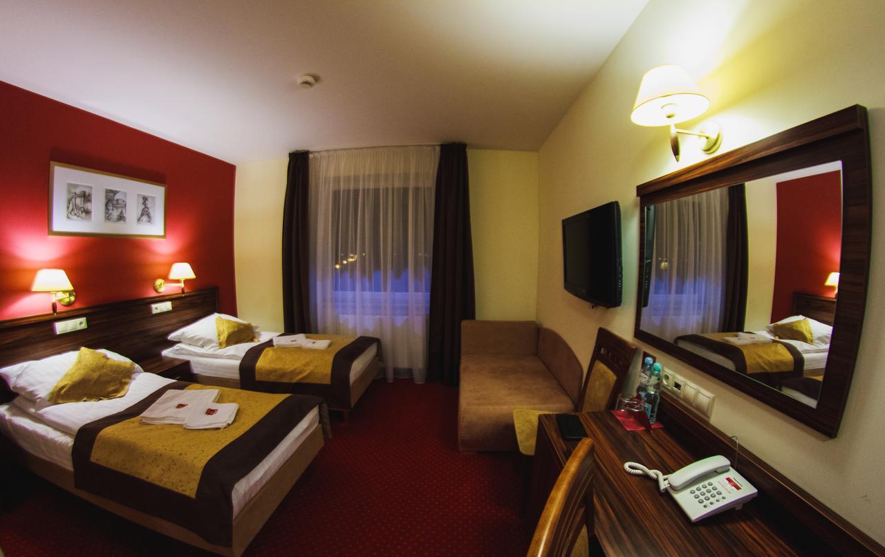 Hotel Pikul ปูวาวือ ภายนอก รูปภาพ