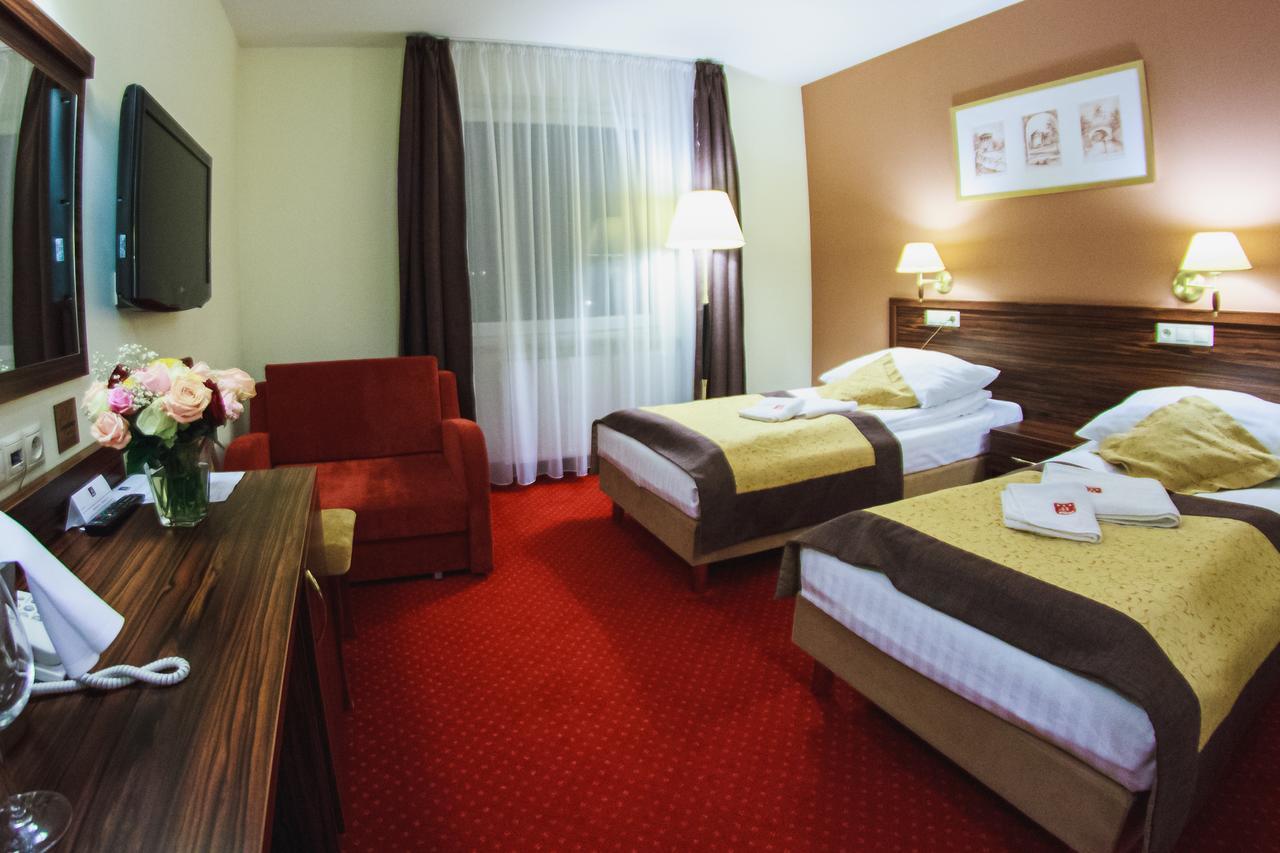 Hotel Pikul ปูวาวือ ภายนอก รูปภาพ