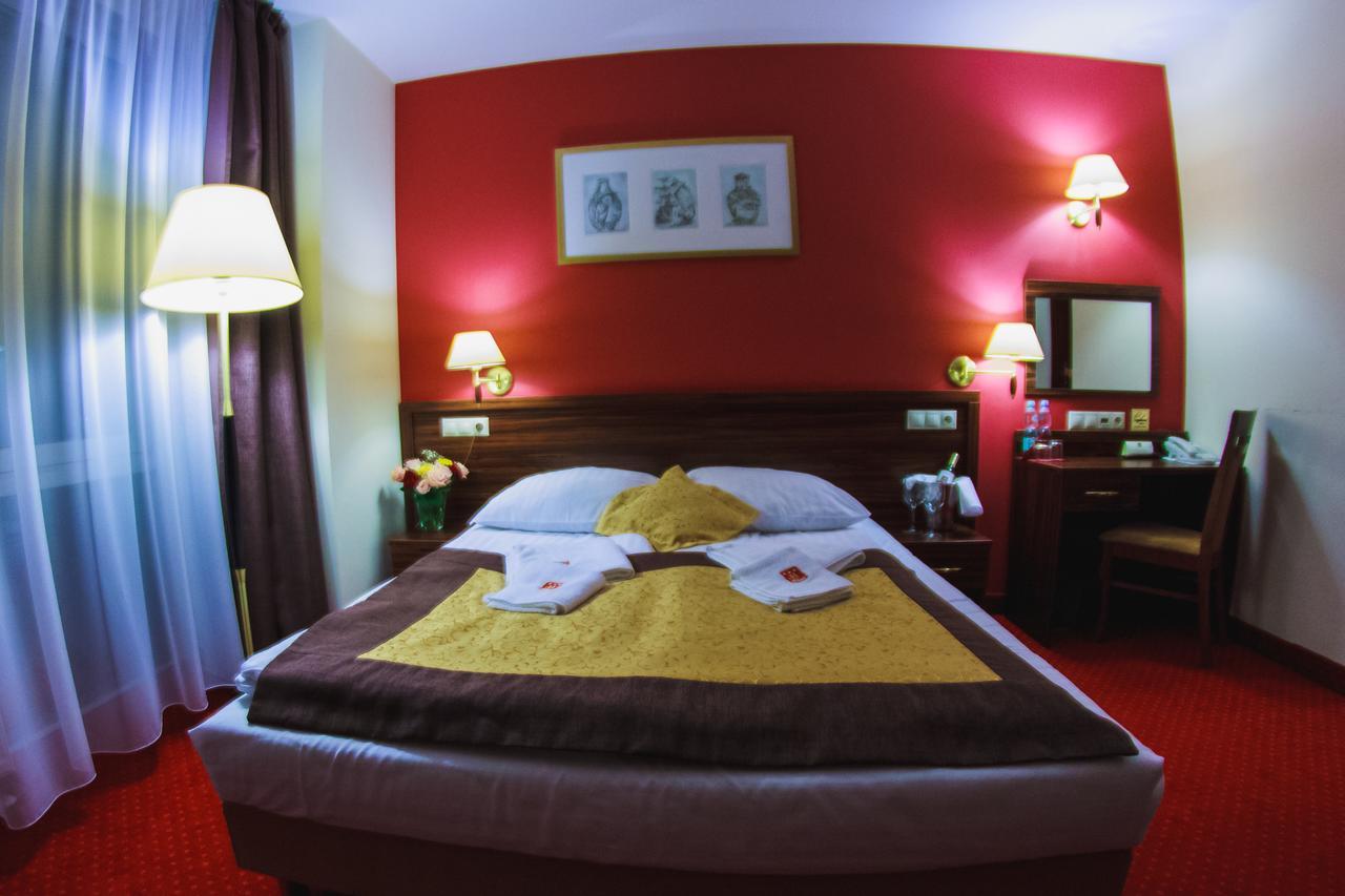 Hotel Pikul ปูวาวือ ภายนอก รูปภาพ
