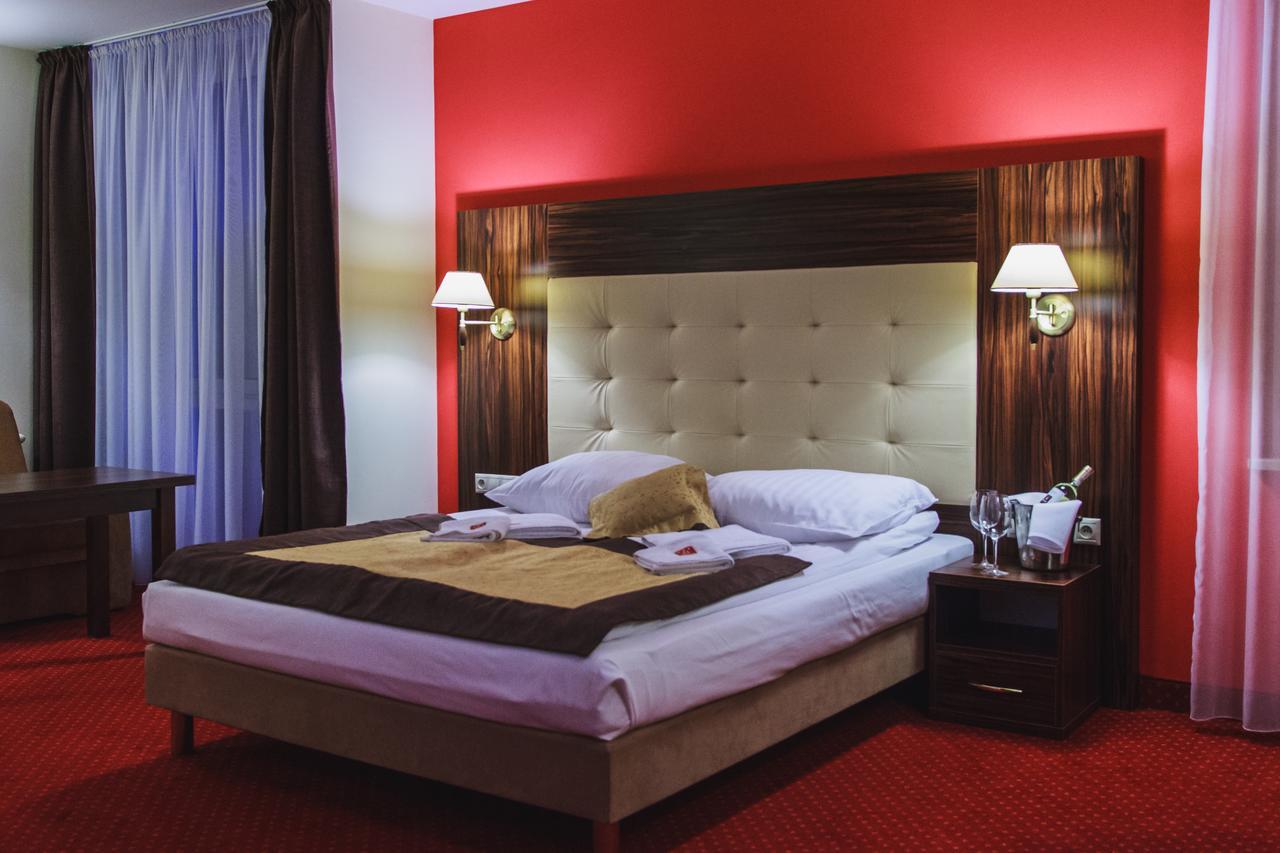 Hotel Pikul ปูวาวือ ภายนอก รูปภาพ