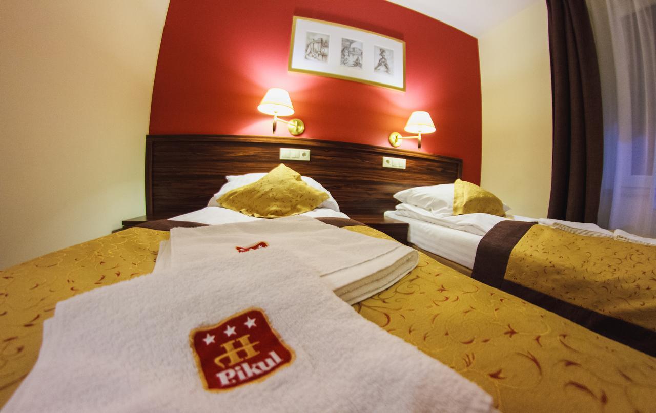 Hotel Pikul ปูวาวือ ภายนอก รูปภาพ